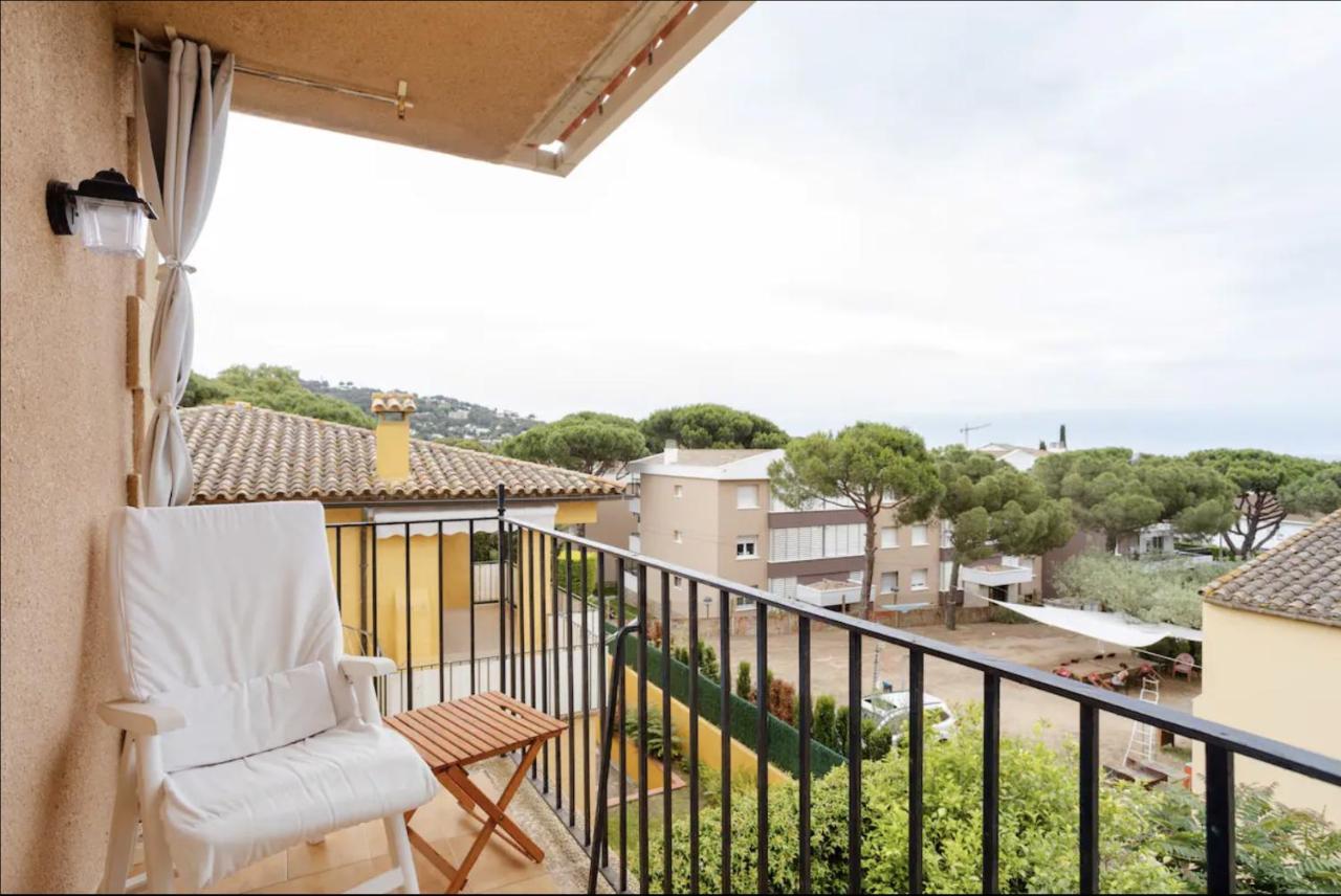 Bonita casa adosada con jardín privado y piscina comunitaria Calella De Palafrugell Exterior foto