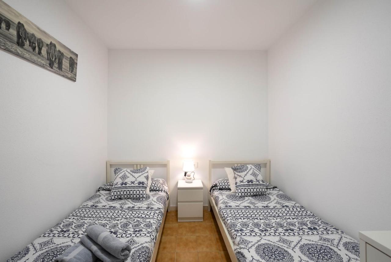 Bonita casa adosada con jardín privado y piscina comunitaria Calella De Palafrugell Exterior foto