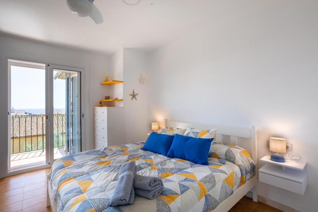 Bonita casa adosada con jardín privado y piscina comunitaria Calella De Palafrugell Exterior foto